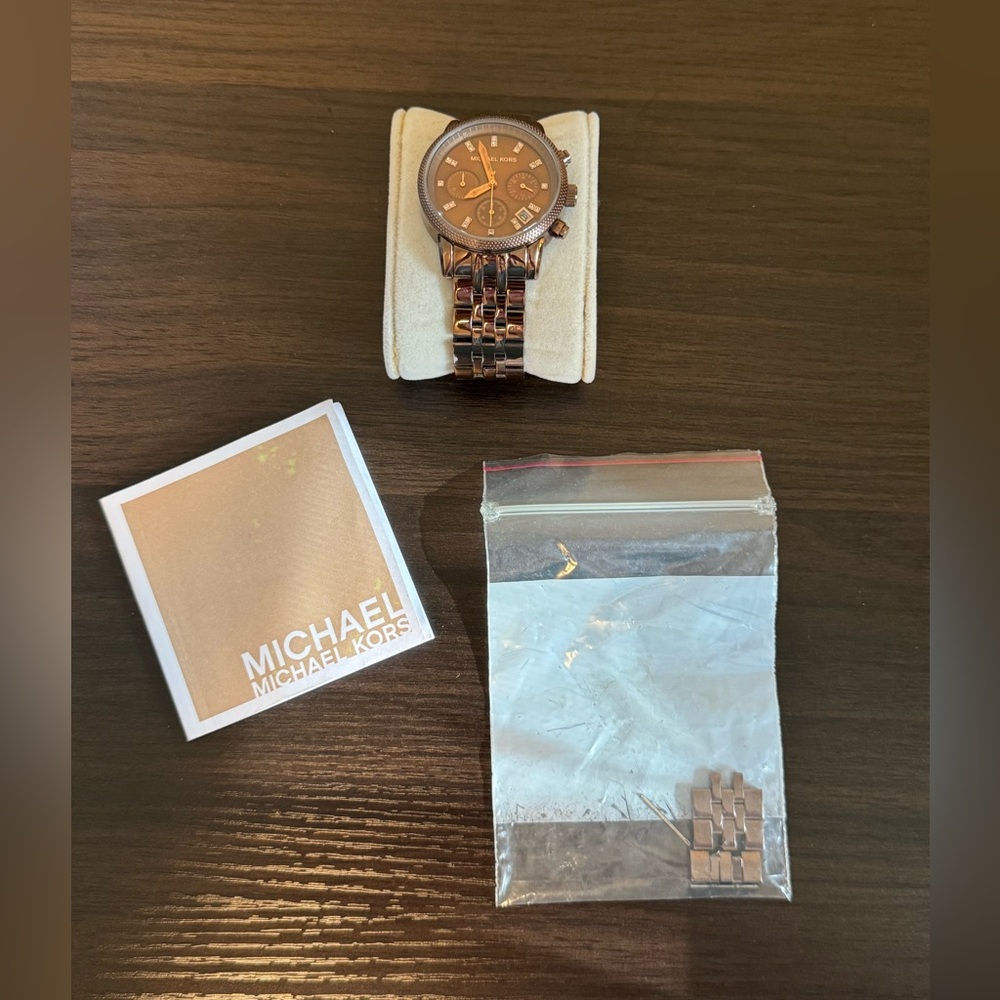 Michael Kors Ritz Brown Watch - Picture 4 of 4